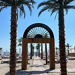 White Tower Prestige * Mamaia