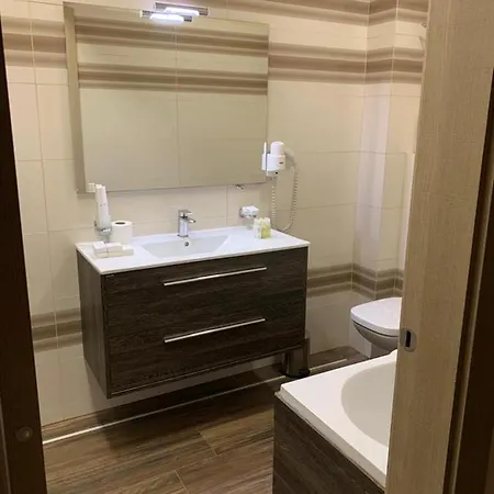 Apartment White Tower Prestige