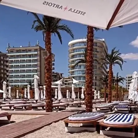 White Tower Prestige Apartment Mamaia