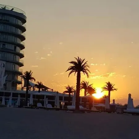 Apartment White Tower Prestige