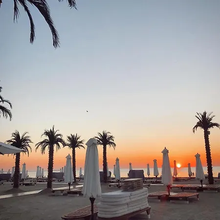 Apartment White Tower Prestige