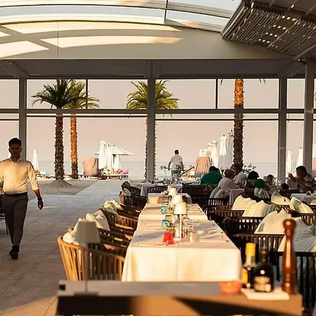 White Tower Prestige * Mamaia