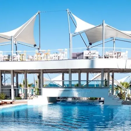 Apartment White Tower Prestige Mamaia