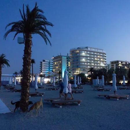 Apartment White Tower Prestige Mamaia