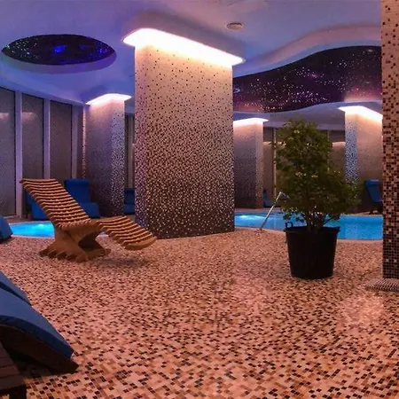 White Tower Prestige * Mamaia