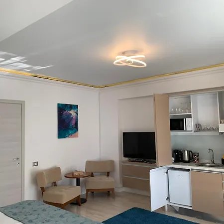 White Tower Prestige Mamaia